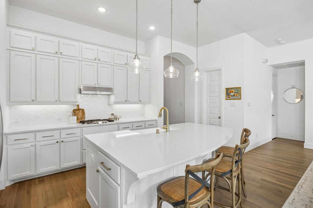 721 Corner Post Path Celina, TX 75009 - Photo 6 of 31