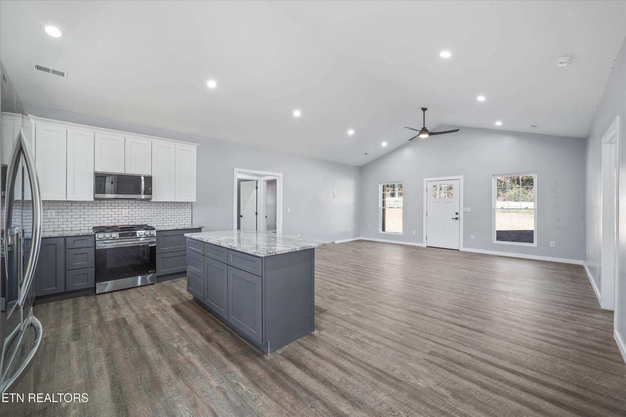 4066 Sevierville Road Maryville, TN 37804 - Photo 11 of 38 Gallery Image 11