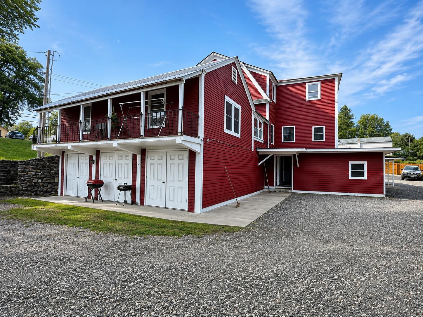 1309 Putney Road Brattleboro, VT 05301 - Photo 1 of 32