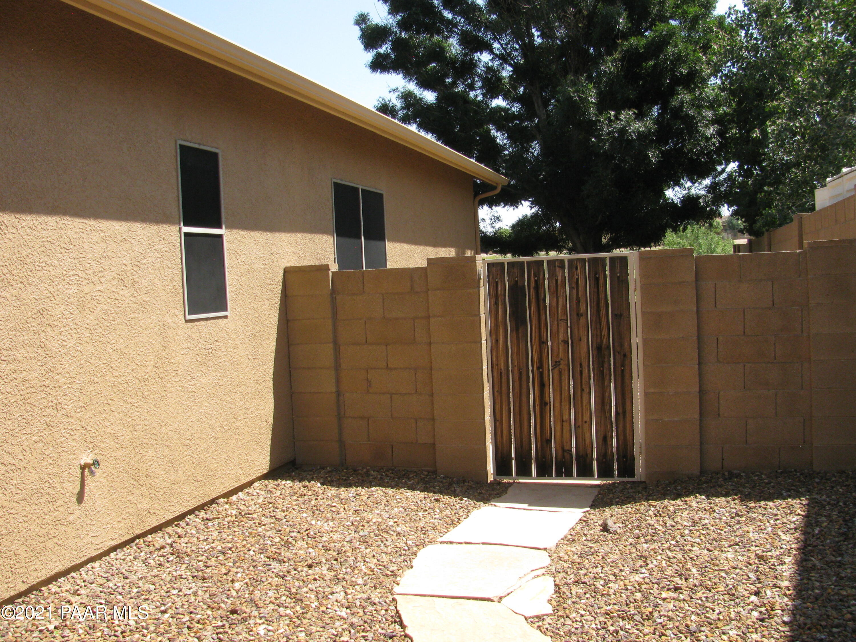 4561 Harwick Road Prescott Valley, AZ 86314 - Photo 21 of 71 South Side-Gate to Backyard
