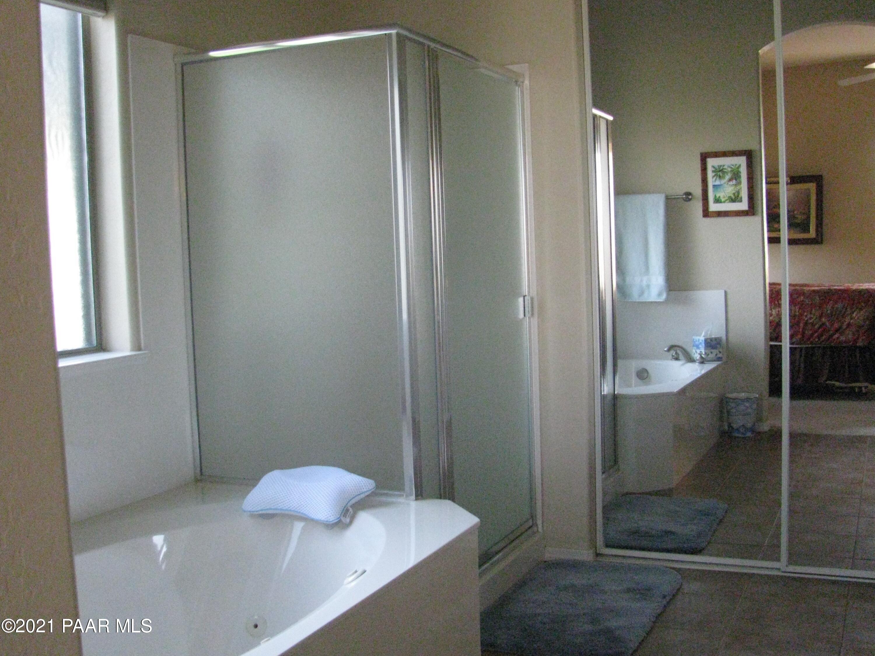 4561 Harwick Road Prescott Valley, AZ 86314 - Photo 41 of 71 Master Bath