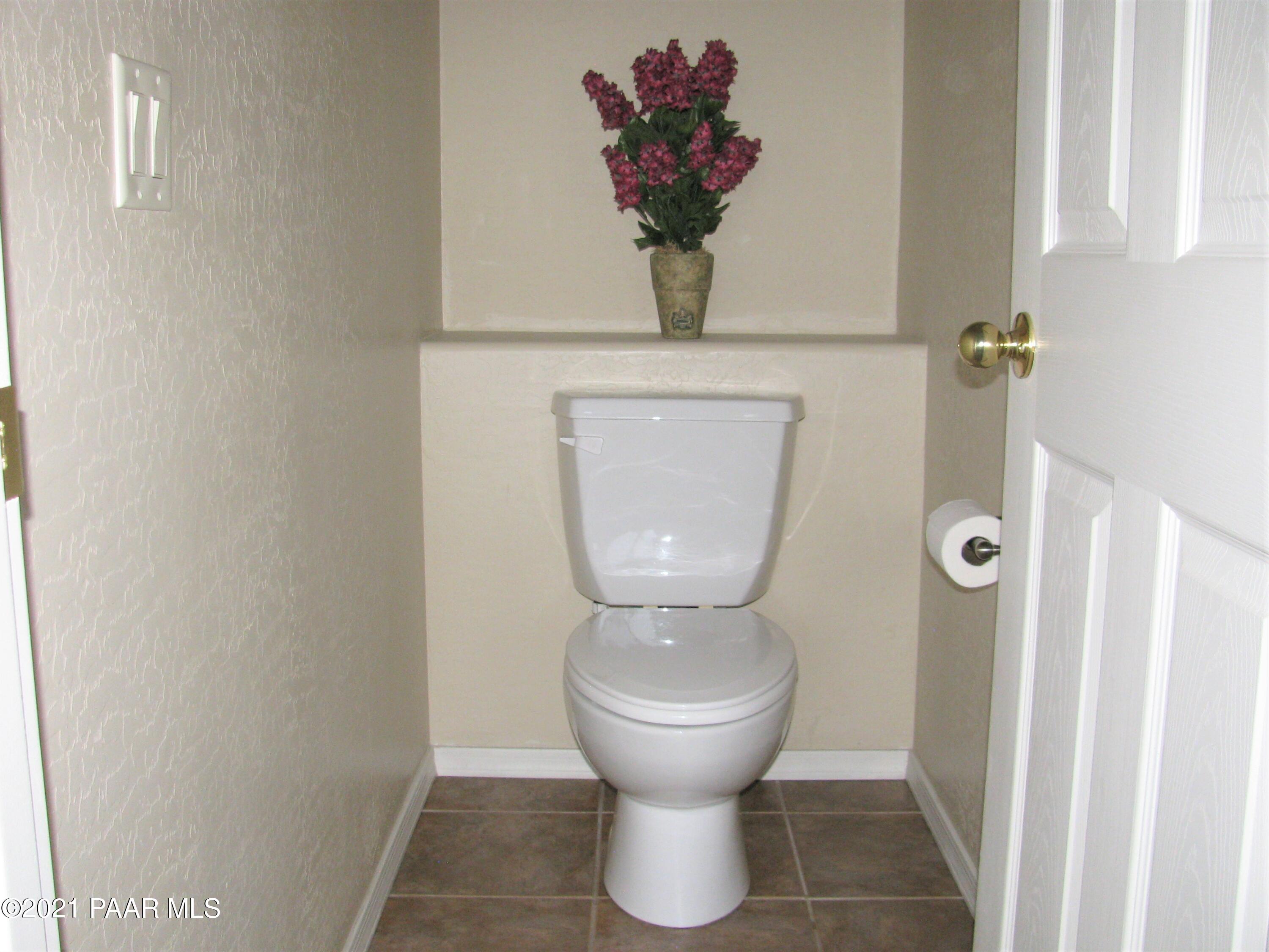 4561 Harwick Road Prescott Valley, AZ 86314 - Photo 43 of 71 Master BR