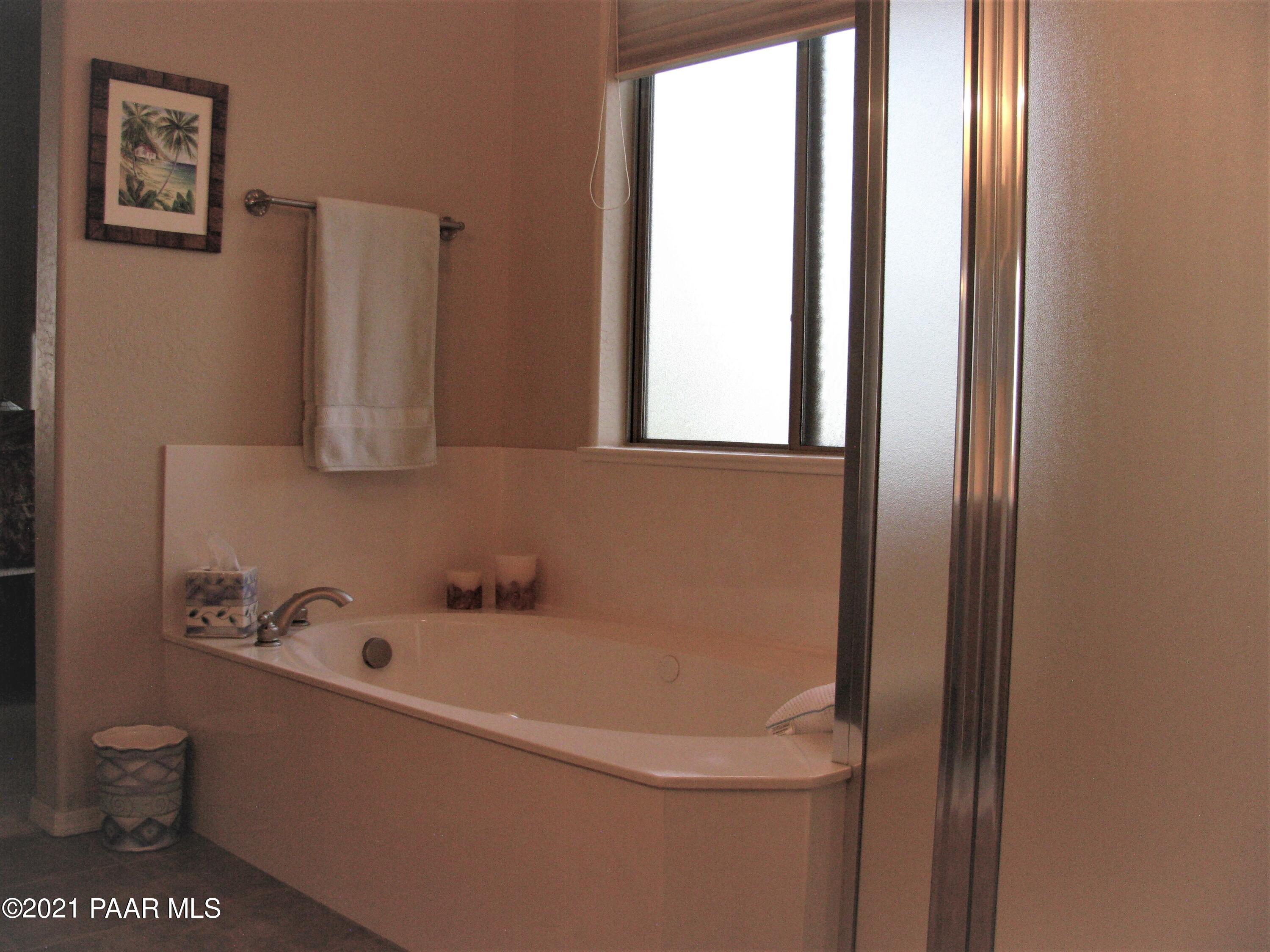 4561 Harwick Road Prescott Valley, AZ 86314 - Photo 46 of 71 Master Tub/Shower