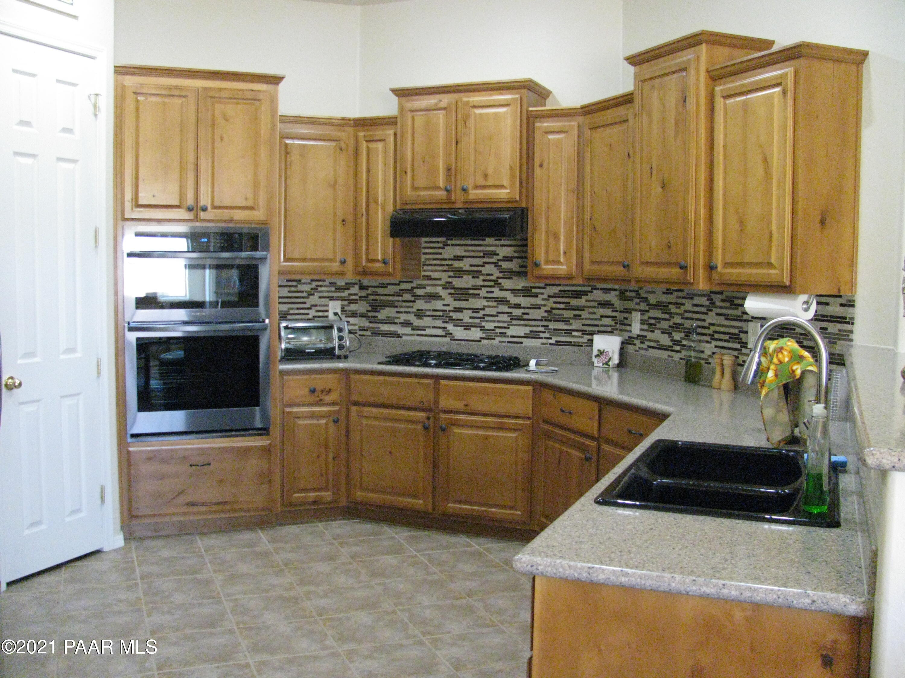 4561 Harwick Road Prescott Valley, AZ 86314 - Photo 49 of 71 Kitchen