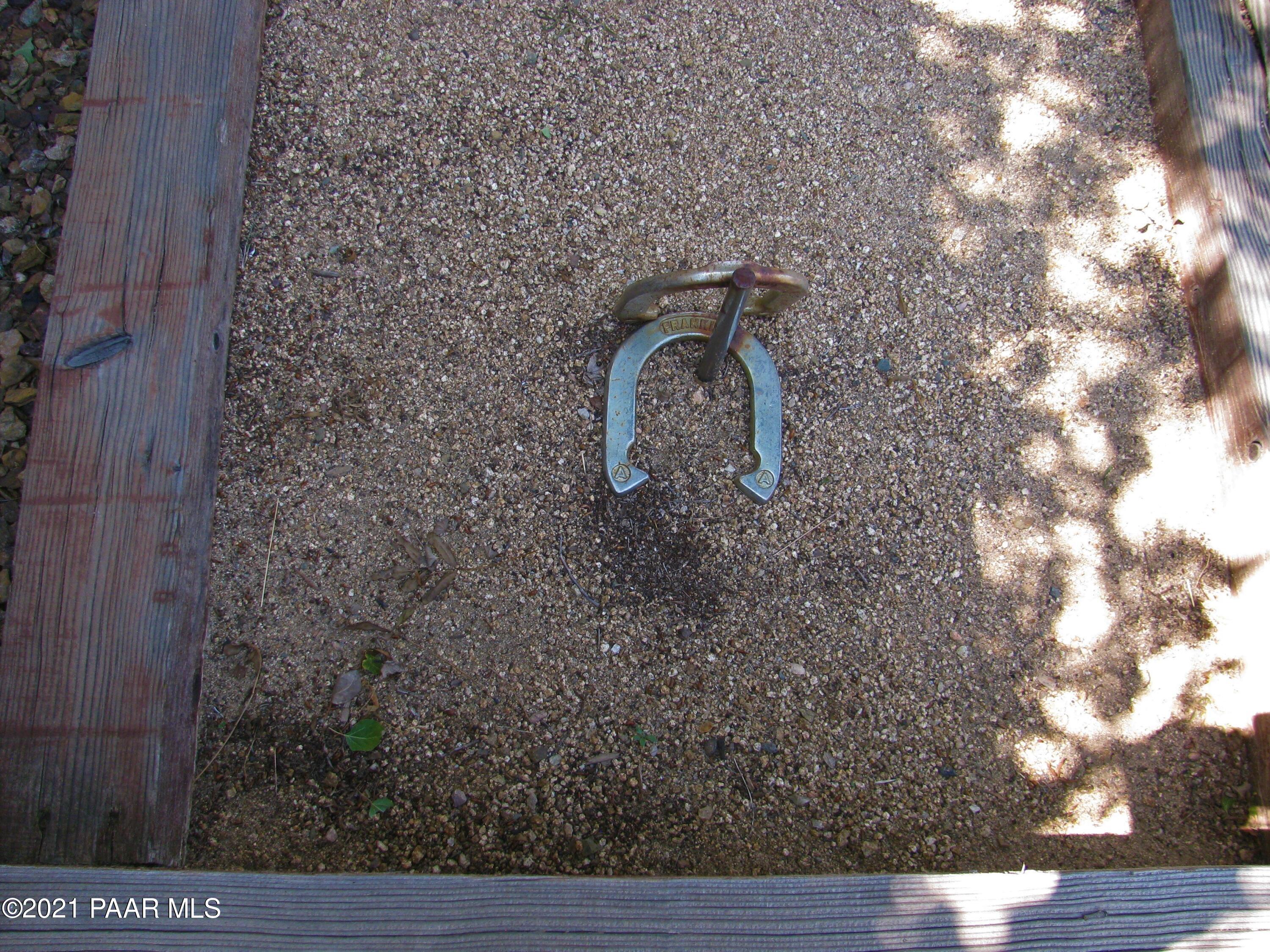 4561 Harwick Road Prescott Valley, AZ 86314 - Photo 65 of 71 Horseshoes