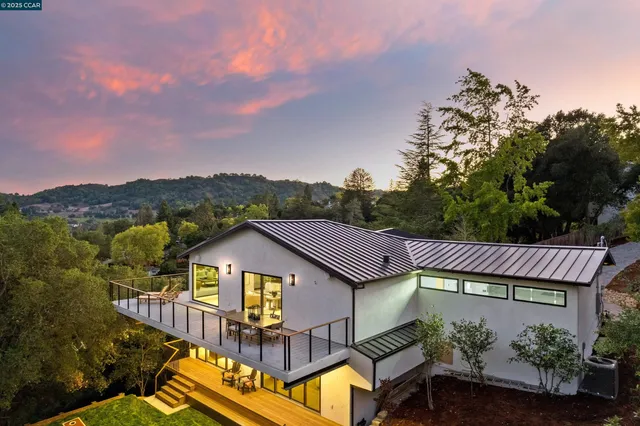 $3,150,000 | 13 Carmen Court, Orinda, CA 94563