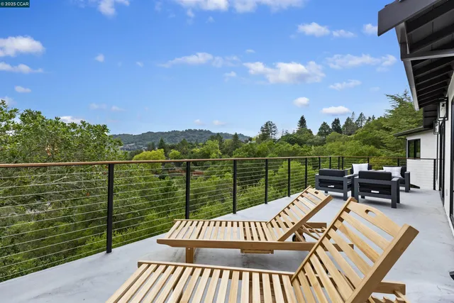 $3,150,000 | 13 Carmen Court, Orinda, CA 94563