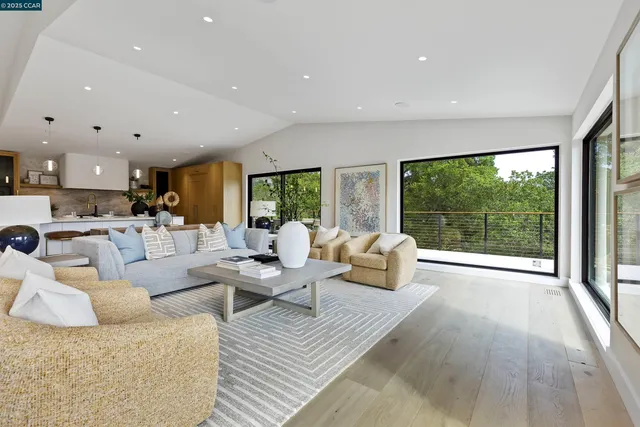 $3,150,000 | 13 Carmen Court, Orinda, CA 94563