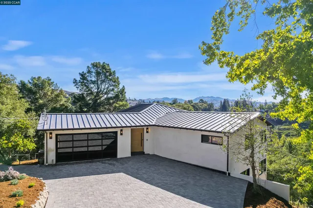 $3,150,000 | 13 Carmen Court, Orinda, CA 94563
