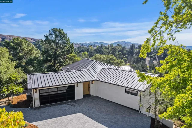 $3,150,000 | 13 Carmen Court, Orinda, CA 94563