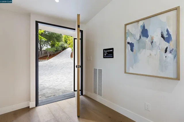 $3,150,000 | 13 Carmen Court, Orinda, CA 94563