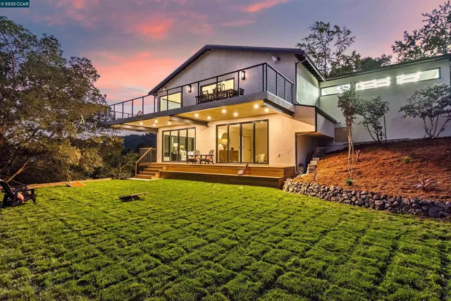 $3,150,000 | 13 Carmen Court, Orinda, CA 94563