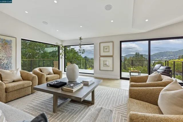 $3,150,000 | 13 Carmen Court, Orinda, CA 94563