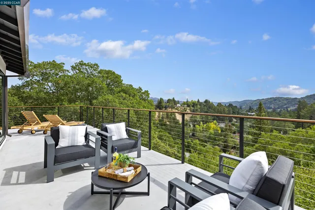 $3,150,000 | 13 Carmen Court, Orinda, CA 94563