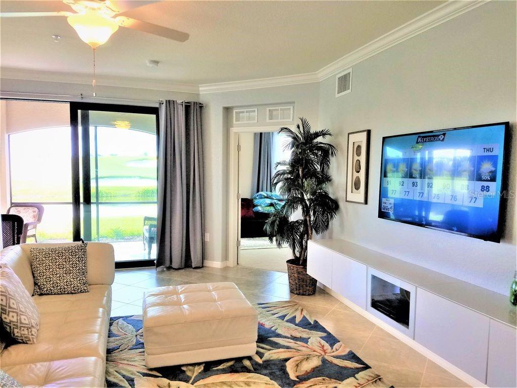 5844 Wake Forest Run, Unit 101 Lakewood Ranch, FL 34211 - Photo 17 of 38