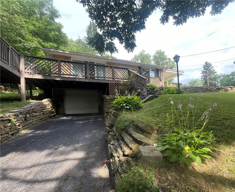 36 Burnside Road Canonsburg, PA 15317 - Photo 4 of 15 Gallery Image 4
