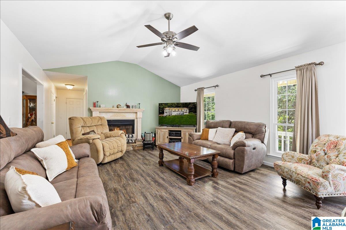 994 Jan Street Oneonta, AL 35121 - Photo 6 of 24