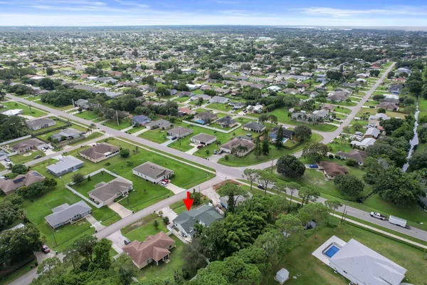 an aerial view of multiple house