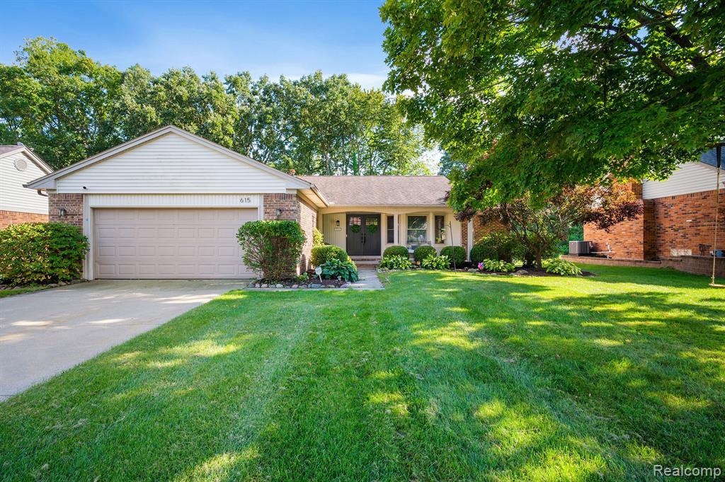 615 Kentucky Drive Rochester, MI 48307 - Photo 1 of 62