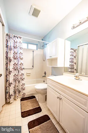 $315,000 | 20 Cotherstone Drive, Southampton, NJ 08088