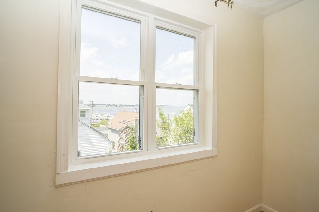 161 Pilgrim Road Weymouth, MA 02191 - Photo 23 of 42