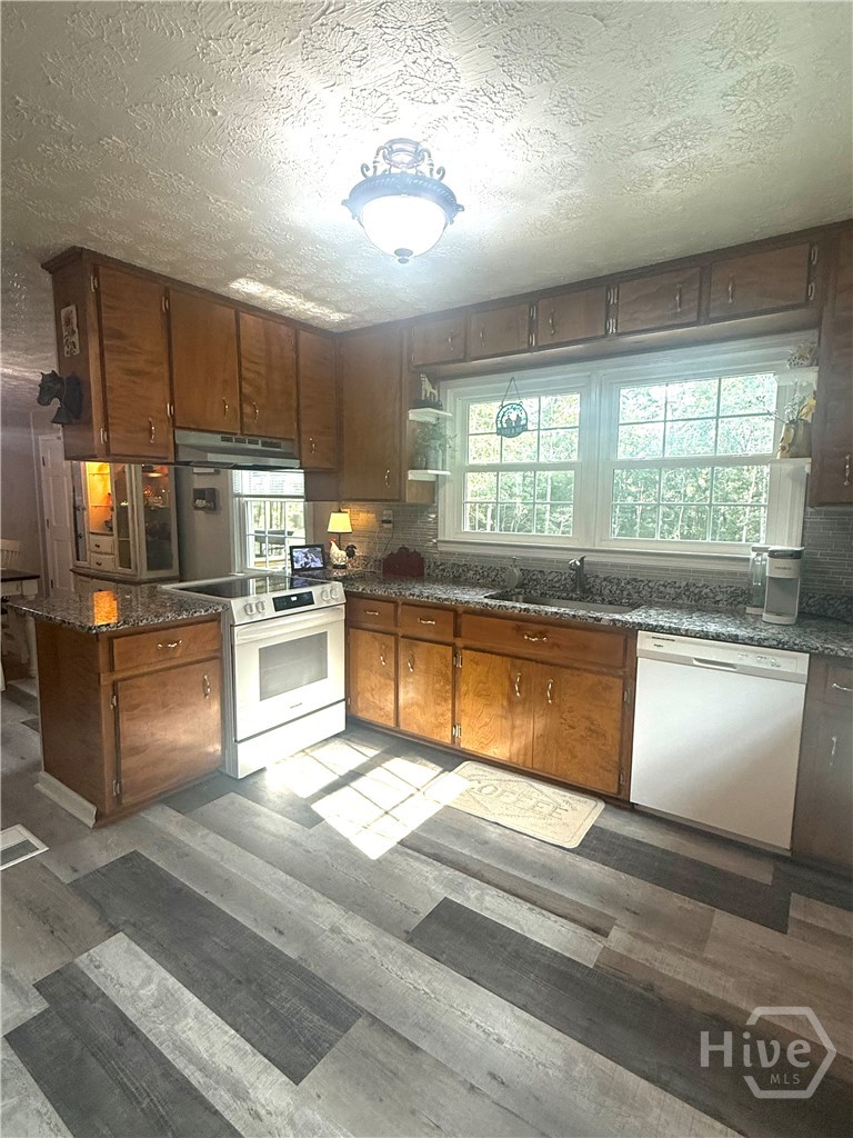 2014 Athens Road Royston, GA 30662 - Photo 13 of 39 Gallery Image 13