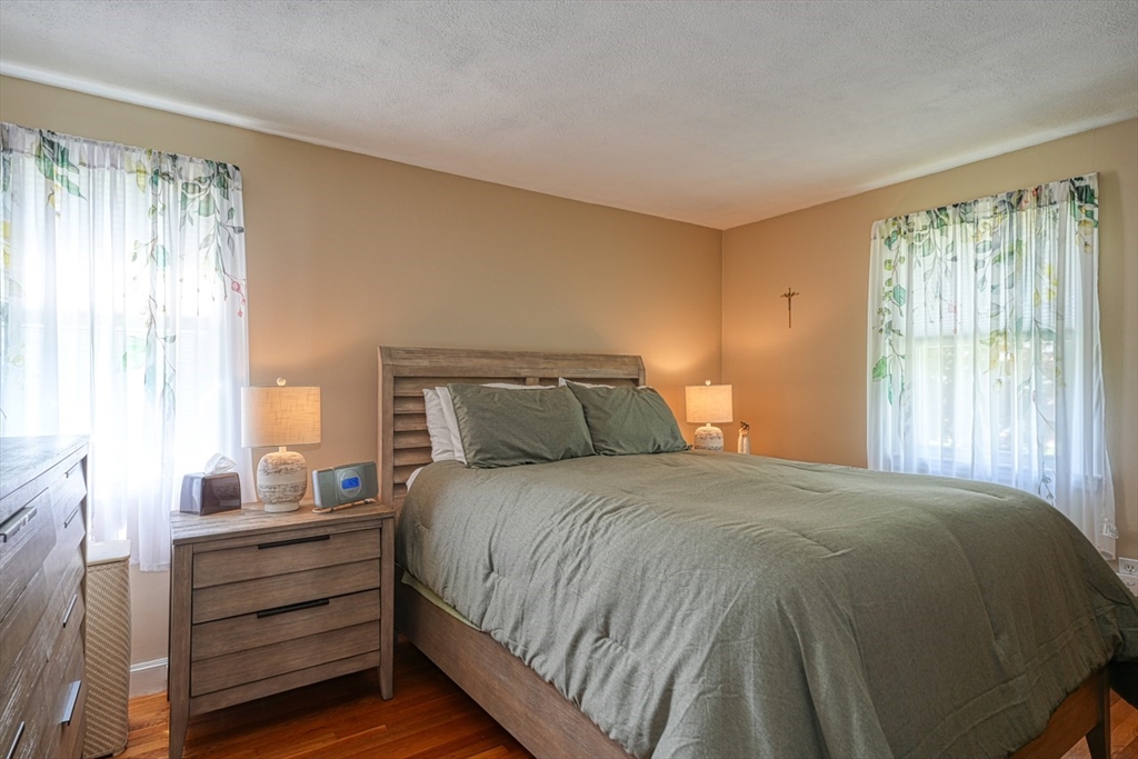 39 Skelton Road Burlington, MA 01803 - Photo 11 of 16 Gallery Image 11