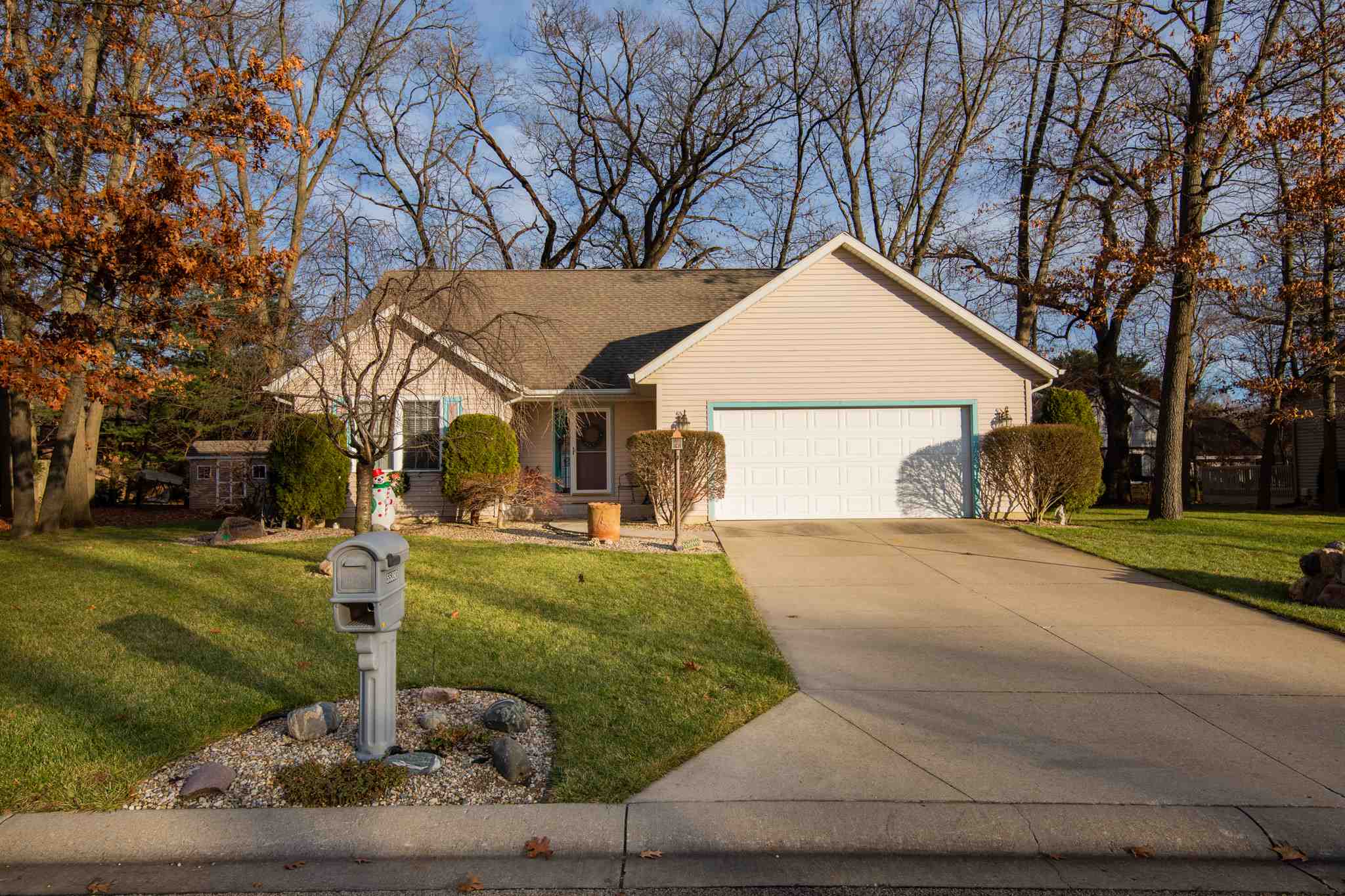 55390 Priem Road Elkhart, IN 46514 - Photo 1 of 32 Gallery Image 1