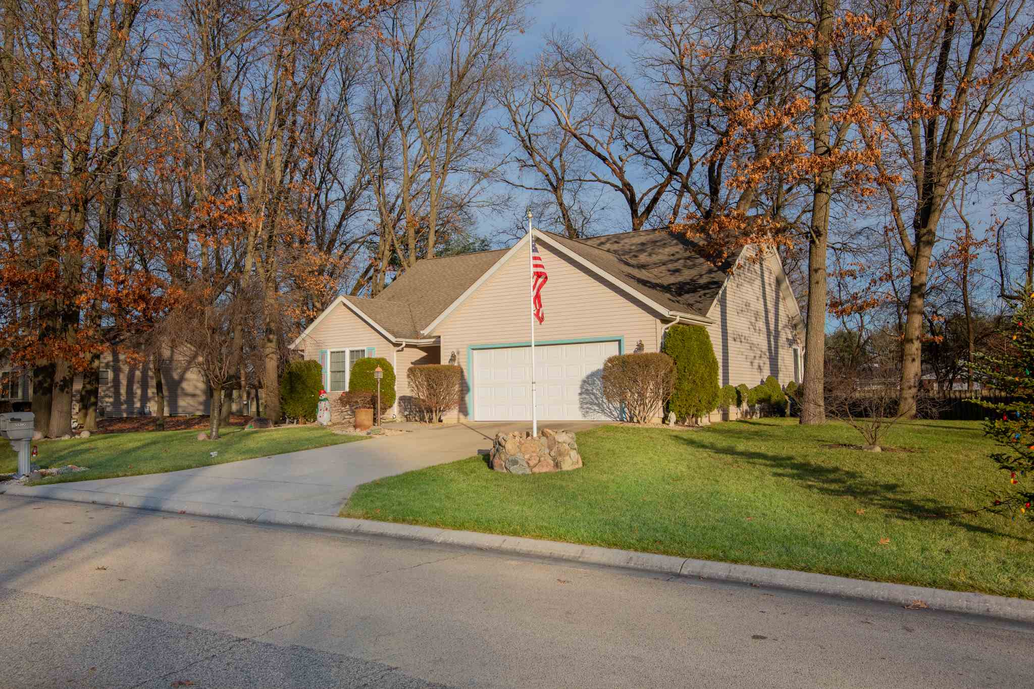 55390 Priem Road Elkhart, IN 46514 - Photo 2 of 32 Gallery Image 2
