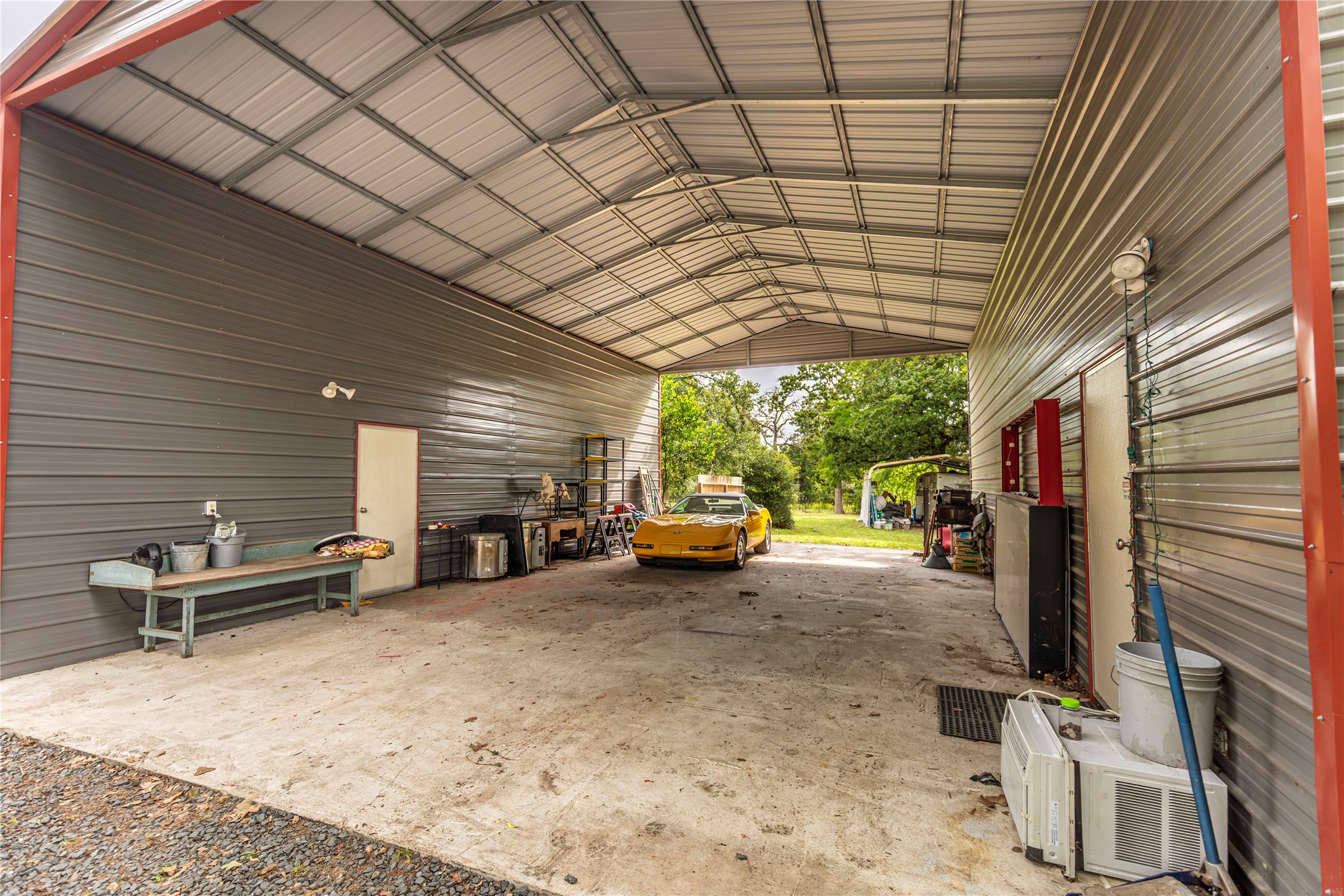 7710 Highway 36 Bellville, TX 77418 - Photo 16 of 25