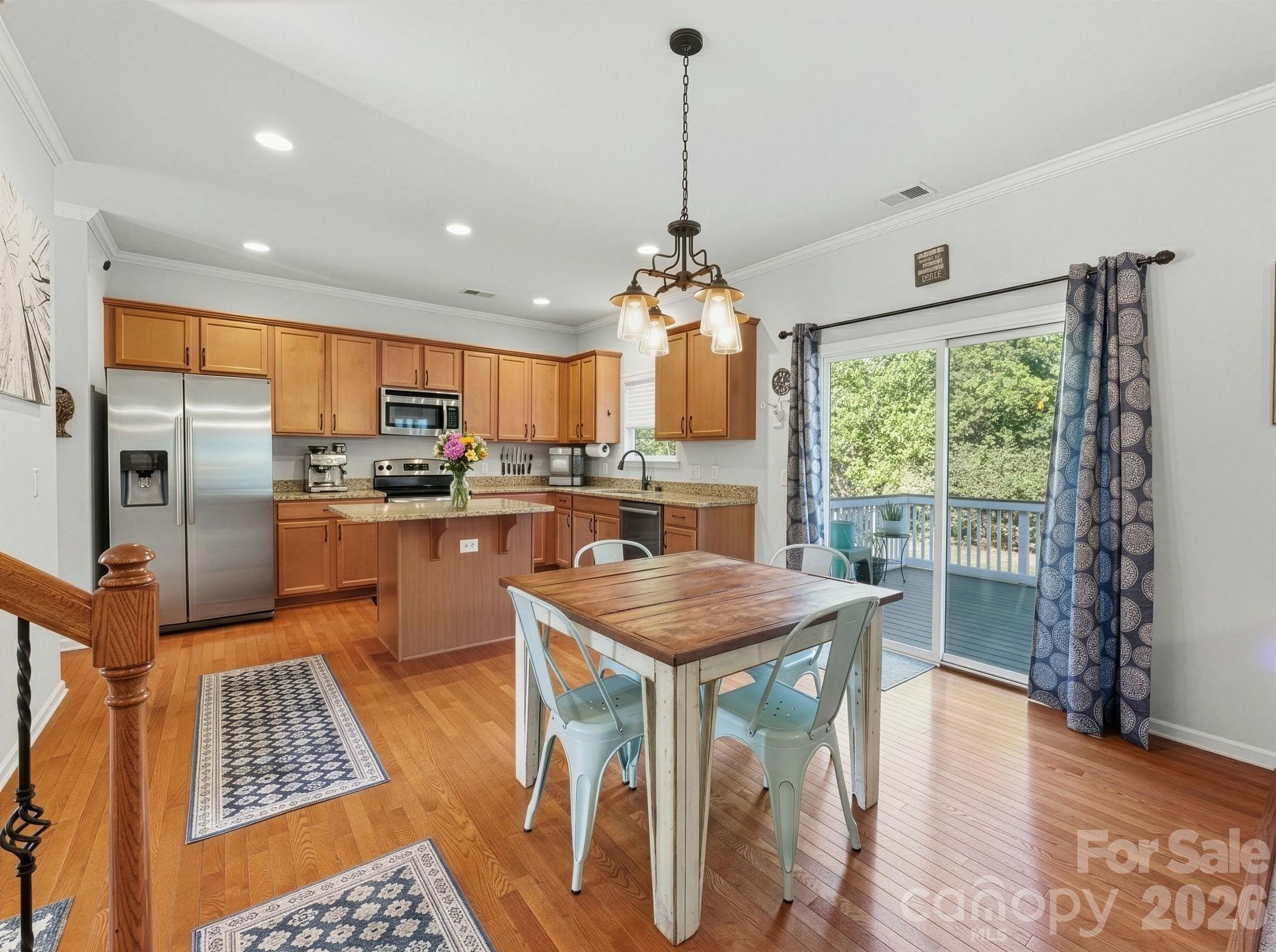 9722 Spring Crest Court Charlotte, NC 28269 - Photo 7 of 23