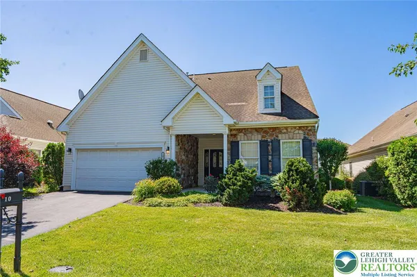 $505,000 | 9 Devonshire Drive, Easton, PA 18045