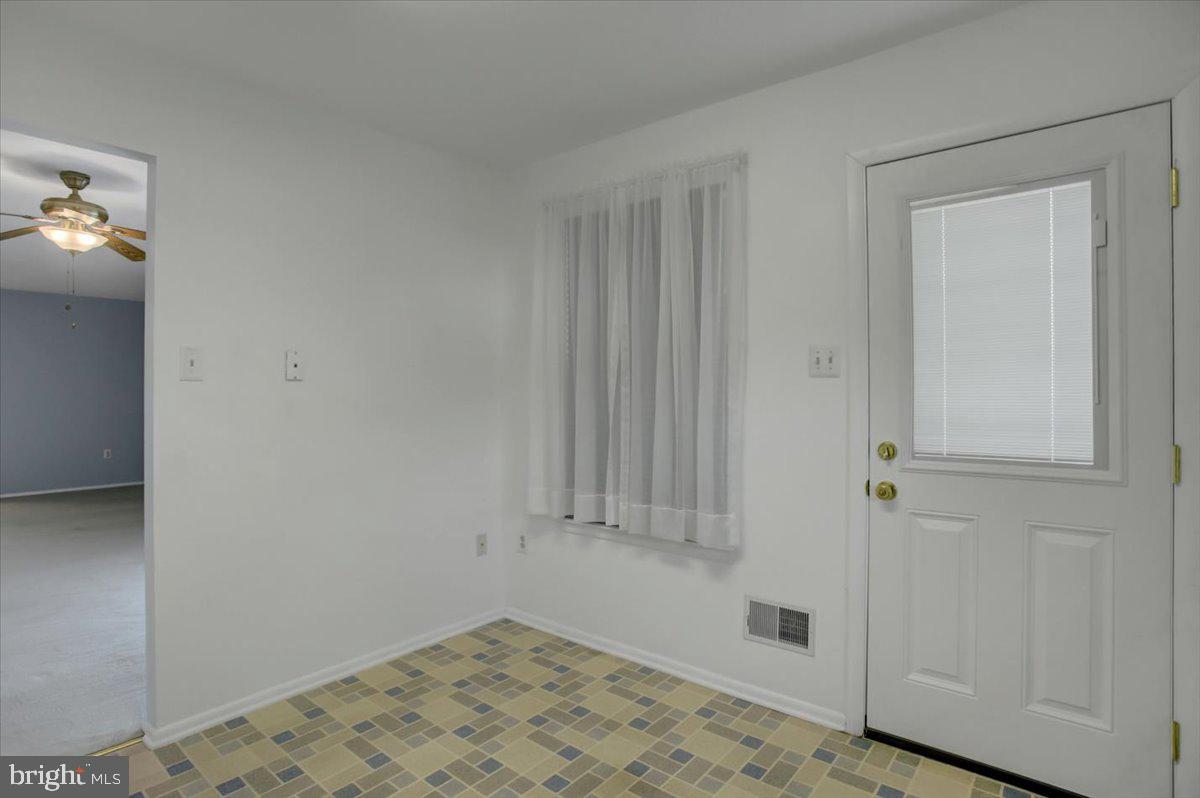 5671 Crabapple Drive Frederick, MD 21703 - Photo 10 of 31