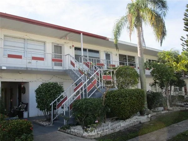 $65,000 | 1900 58th Avenue North, Unit 22, St. Petersburg, FL 33714