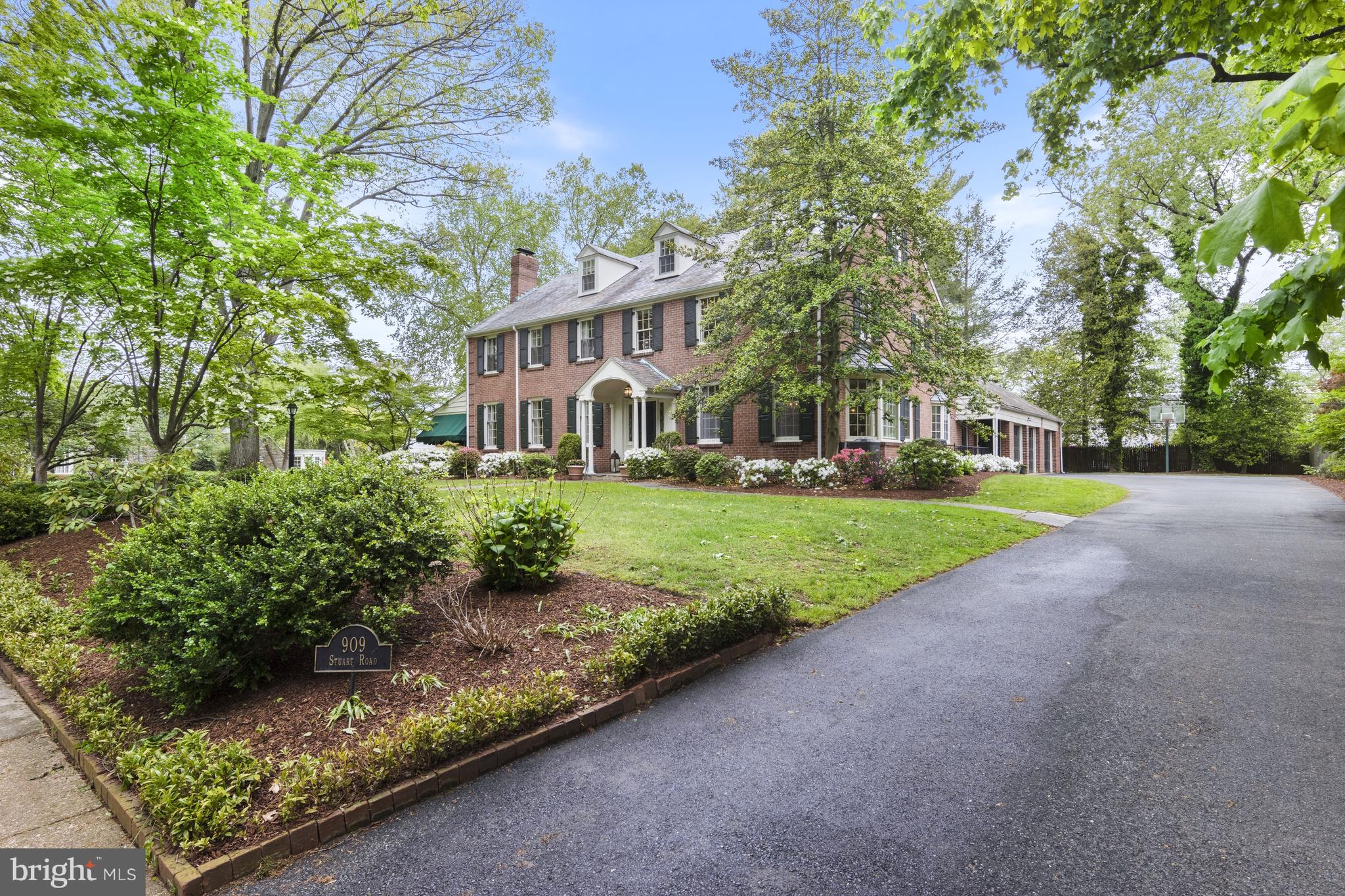909 Stuart Road Greenville, DE 19807 - Photo 2 of 56 Gallery Image 2