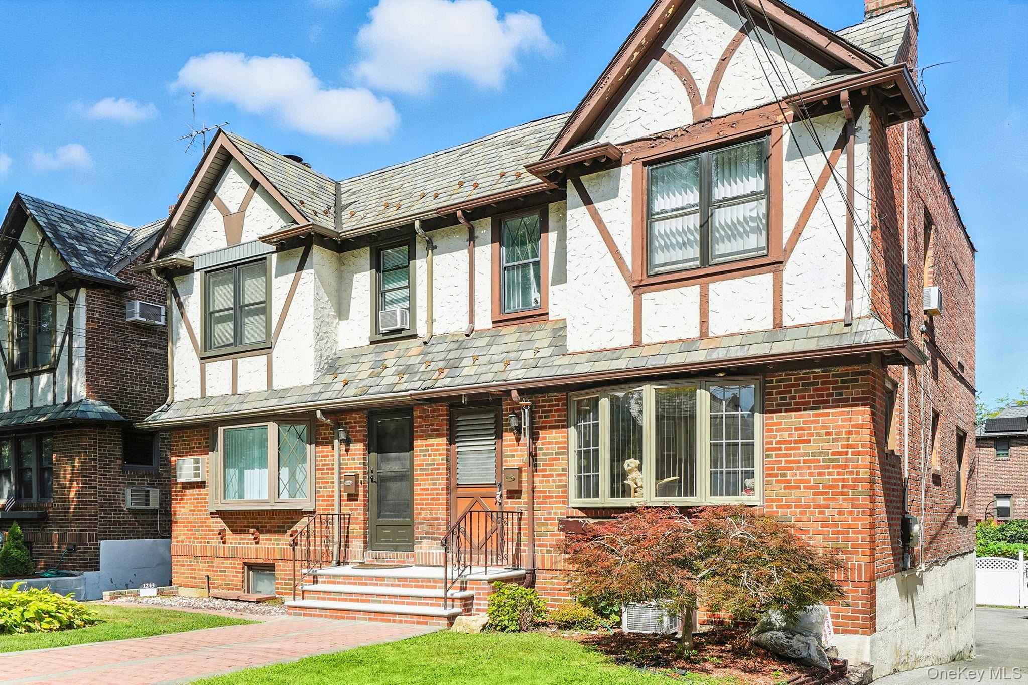 1245 Rhinelander Avenue Bronx, NY 10461 - Photo 28 of 34 Nestled in the highly sought-after Indian Village