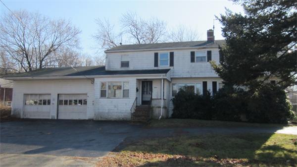 15 Laurine Road Saugus, MA 01906 - Photo 1 of 27 Gallery Image 1