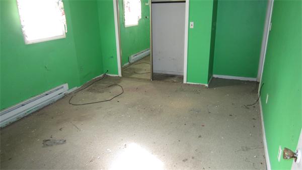 15 Laurine Road Saugus, MA 01906 - Photo 19 of 27 Gallery Image 19