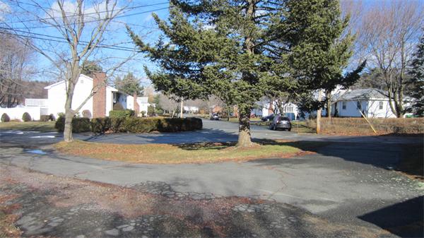 15 Laurine Road Saugus, MA 01906 - Photo 26 of 27 Gallery Image 26