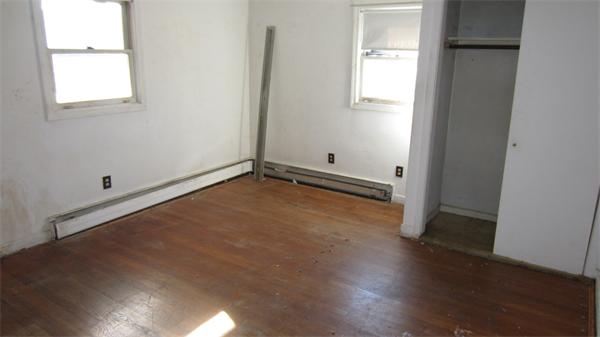 15 Laurine Road Saugus, MA 01906 - Photo 6 of 27 Gallery Image 6