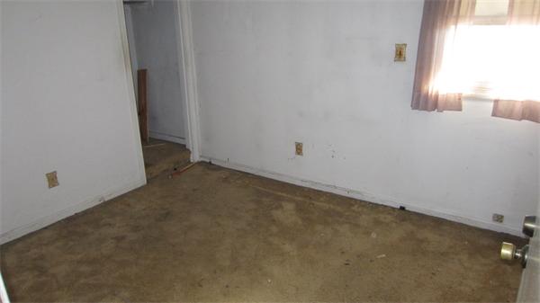 15 Laurine Road Saugus, MA 01906 - Photo 7 of 27 Gallery Image 7
