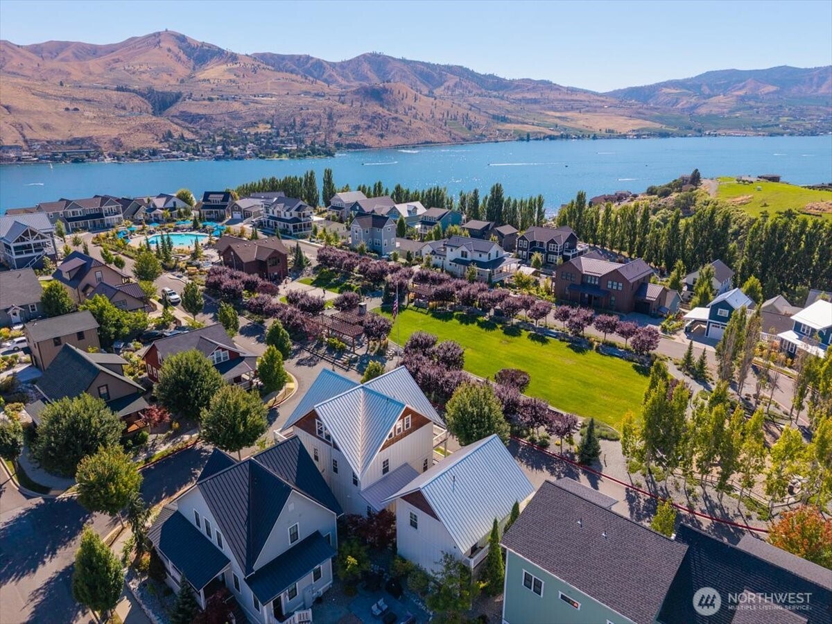 108 Jackrabbit Lane Chelan, WA 98816 - Photo 34 of 40 an aerial view of a house with a garden