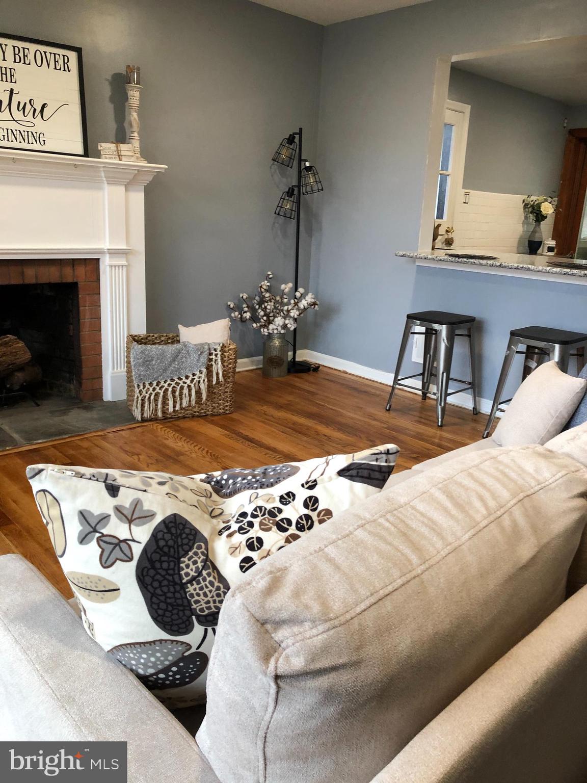 2832 Spring Valley Road Lancaster, PA 17601 - Photo 3 of 22 Gallery Image 3