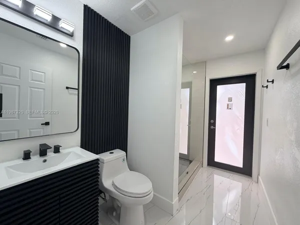 $5,000 | 1600 Southwest 157th Avenue, Pembroke Pines, FL 33027