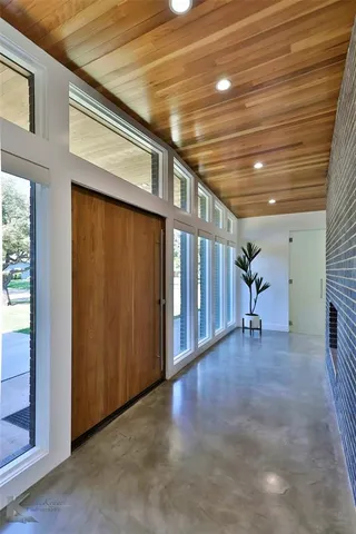 a view of an entryway