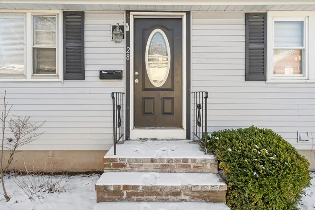 $3,400 | 28 Frost Avenue, Brockton, MA 02301