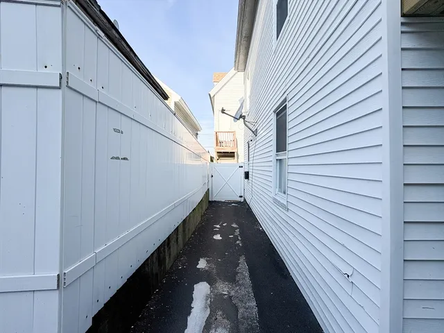 $625,000 | 5 Floyd Street, Lowell, MA 01852