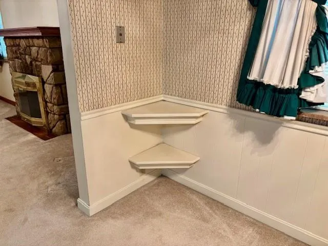 a view of entryway with a small space