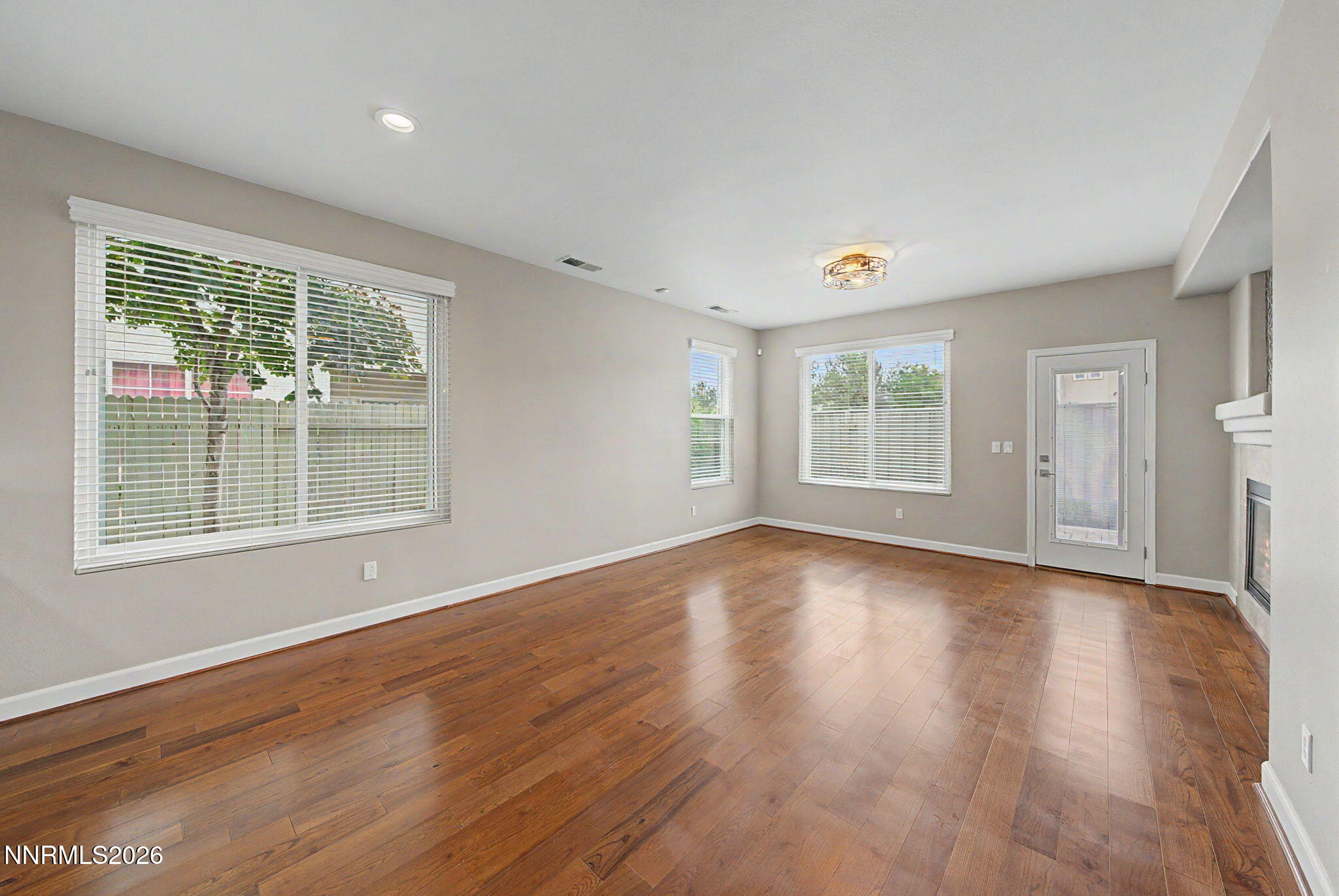 10490 Chadwell Drive Reno, NV 89521 - Photo 9 of 44 9-Living Room