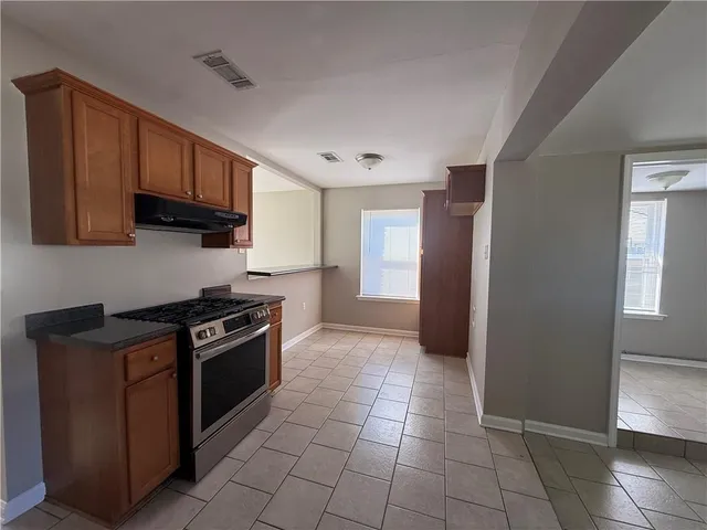 $1,500 | 228 Barton Avenue, Luling, LA 70070